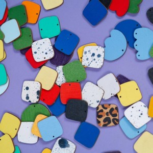 Värikkäitä korupaloja